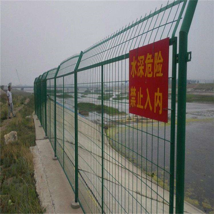 河道兩側用圍擋圍網圖片2